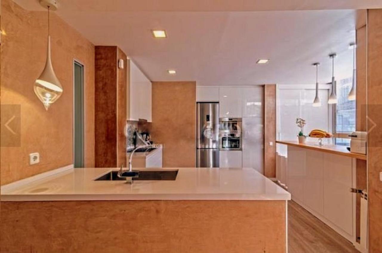 Bonito Duplex Con Piscina En Barcelona&Playa Apartment Tiana Exterior photo
